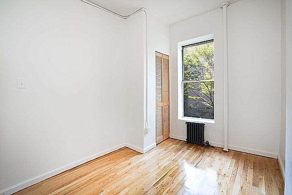 1st image of 114 E 116th St #2W