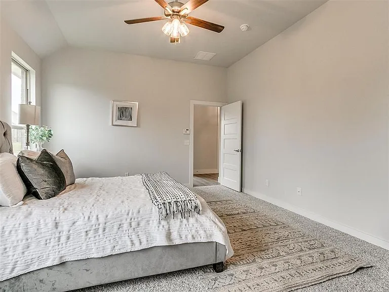 11500 Fairways Ave — Photo 7