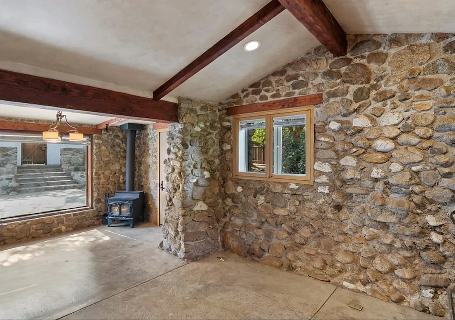 20500 Cachagua Road — Photo 2