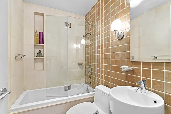 Rented by William Raveis Real Estate | media 10