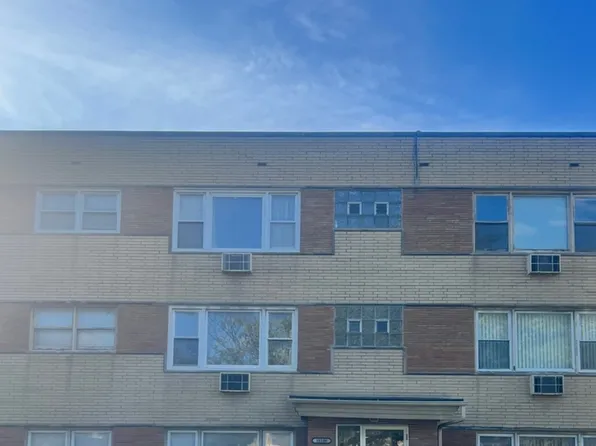 10108 S Pulaski Rd APT 3N, Oak Lawn, IL 60453