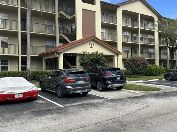 13001 SW 15th Ct APT 202T, Pembroke Pines, FL 33027