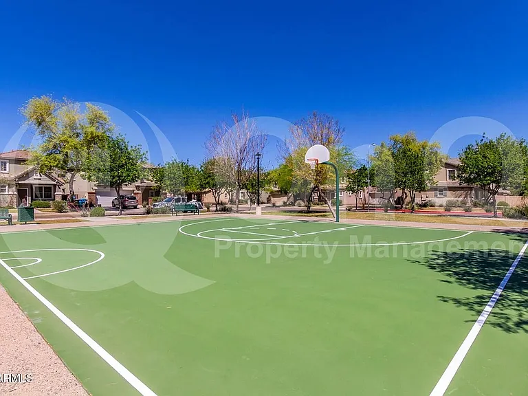 2209 E Pecan Rd — Photo 26