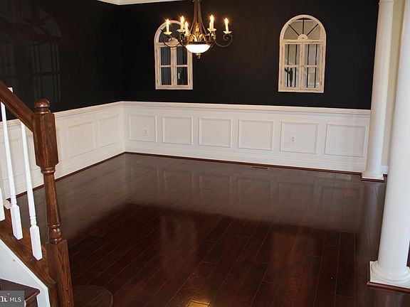5th image of 41833 Bristow Manor Dr