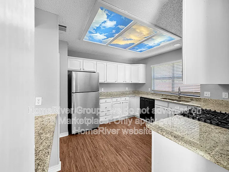 6107 Ridge Top Ln — Photo 12