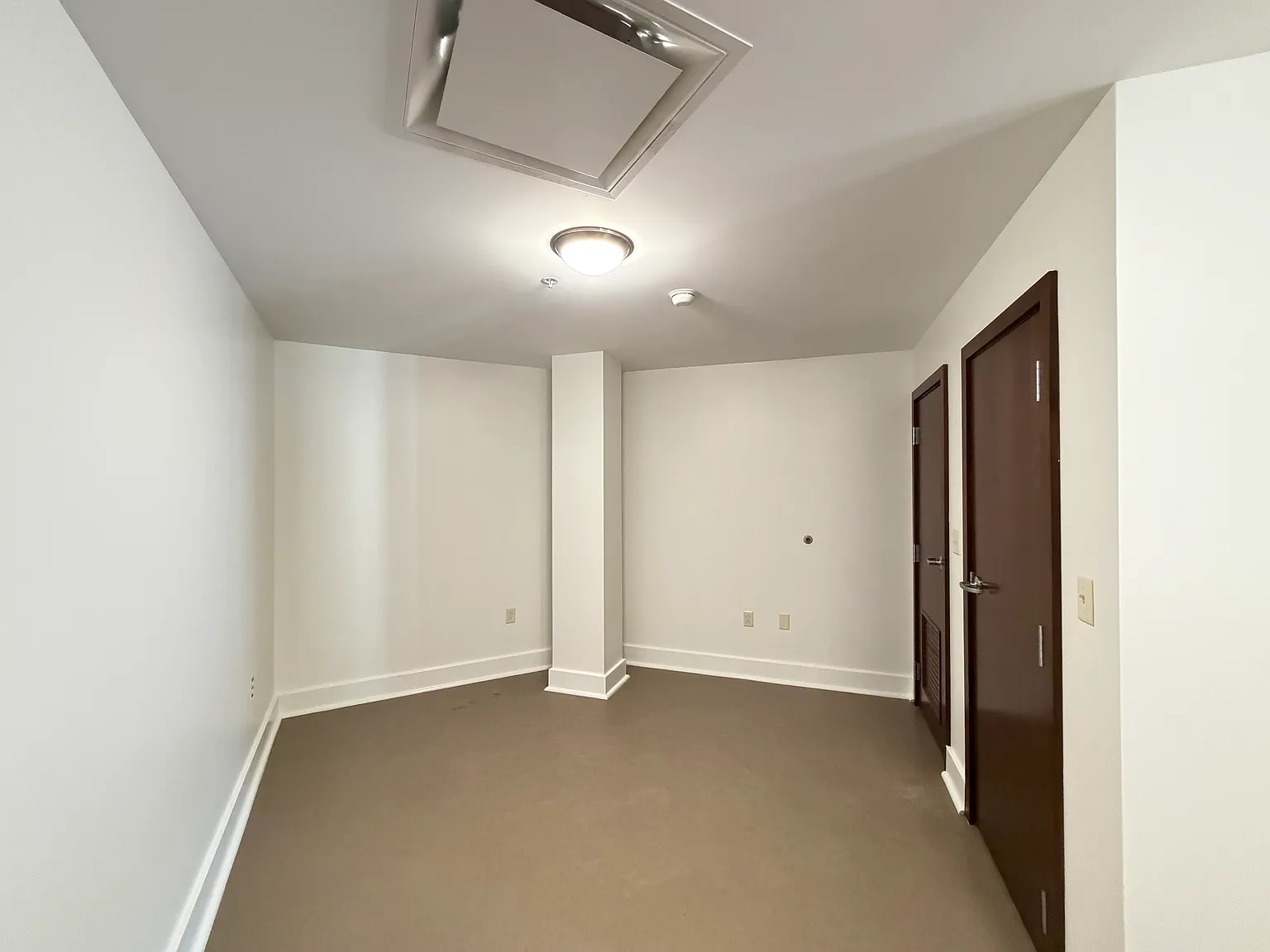 1 bed, 1170 sqft, $1,750 — Photo 3