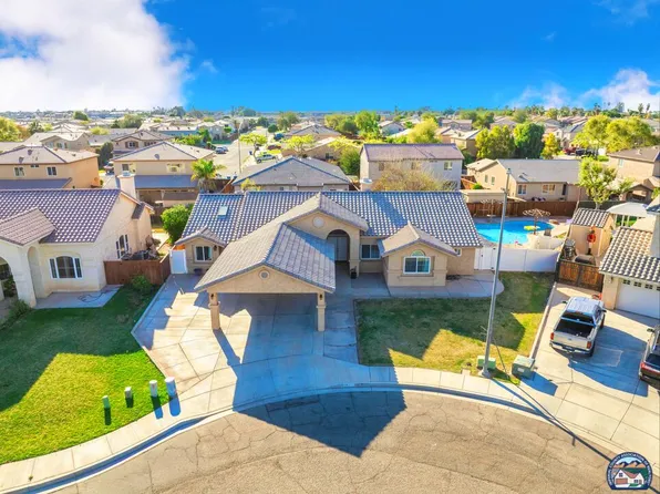 837 Santillan St, Brawley, CA 92227