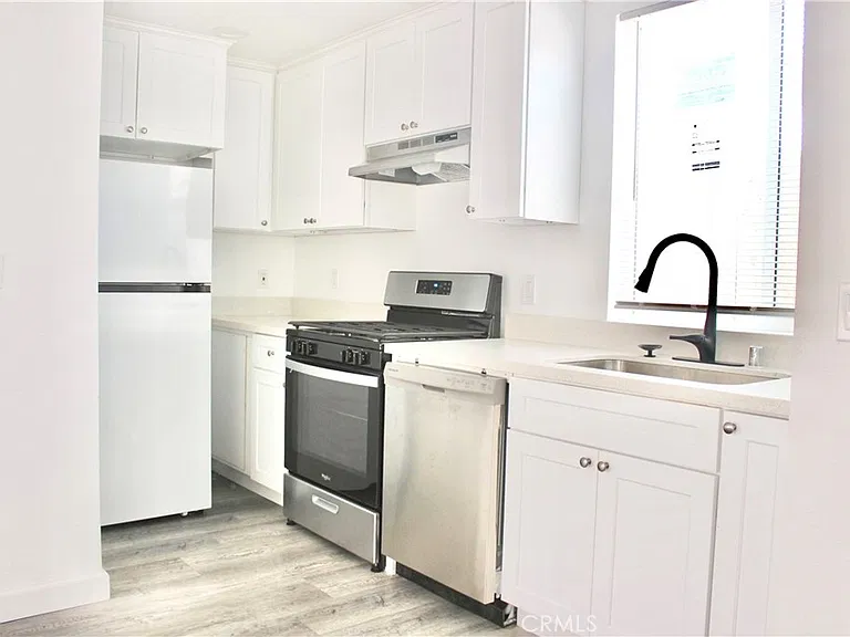 12221 Cambrian Ct — Photo 2