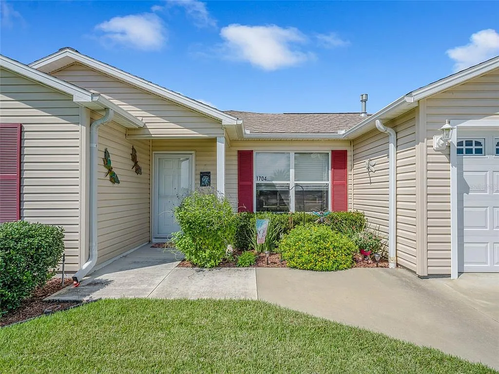 2 bed, 2.0 bath, 1142 sqft, $2,250 — Photo 3