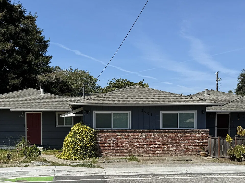 2499 Capitola Ave
