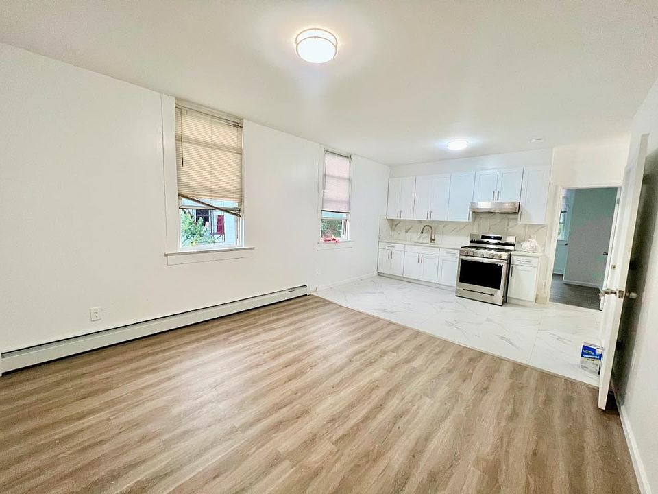 1st image of 21401 35th Ave Floor 2