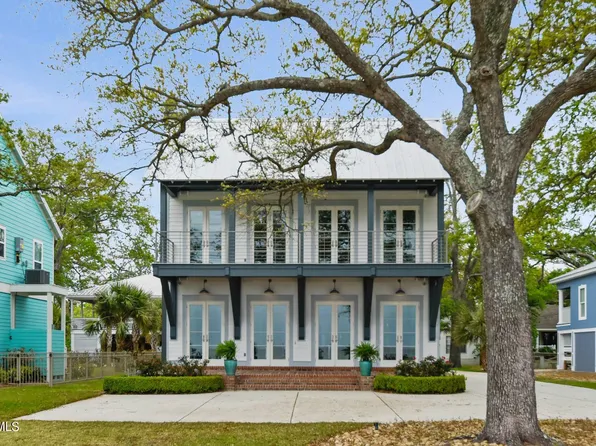 2536 Beach Blvd, Biloxi, MS 39531