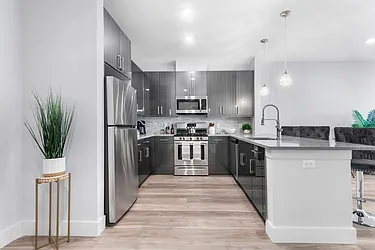 271 Sip Avenue