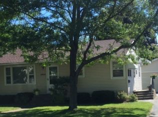 2405 17th Ave, Menominee, MI 49858