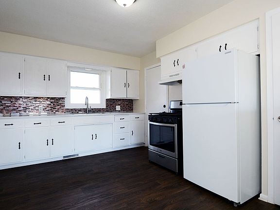 5th image of 2603 138th Ave NW