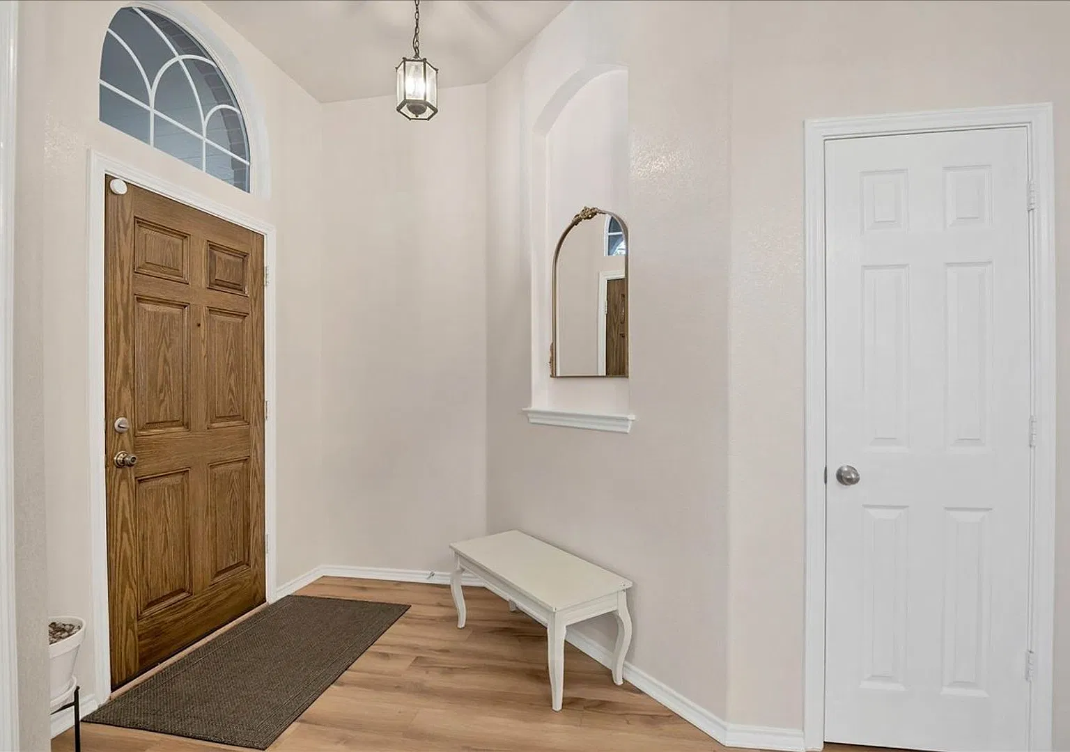 Charming one story home backing greenbelt — Photo 3