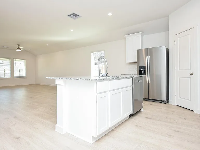 1130 Vista Pointe Dr — Photo 10