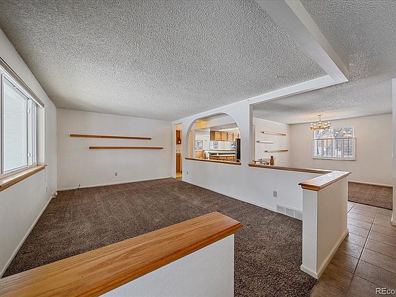 3rd image of 6737 Vivian St