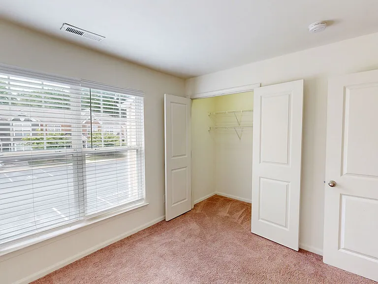 Gayton Pointe Townhomes — Photo 35