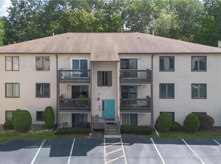 36 Kristee Cir UNIT 36, West Warwick, RI 02893