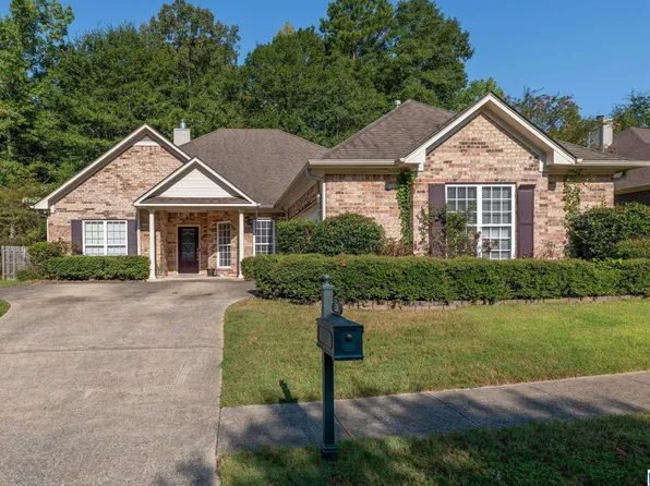 321 Chesser Plantation Ln, Chelsea, AL 35043