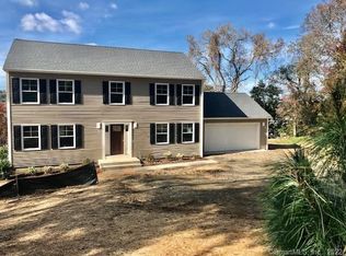 21 B Partridge Dr, Bethel, CT 06801