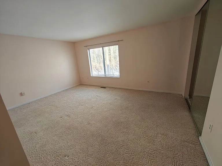9523 Groundhog Dr — Photo 16