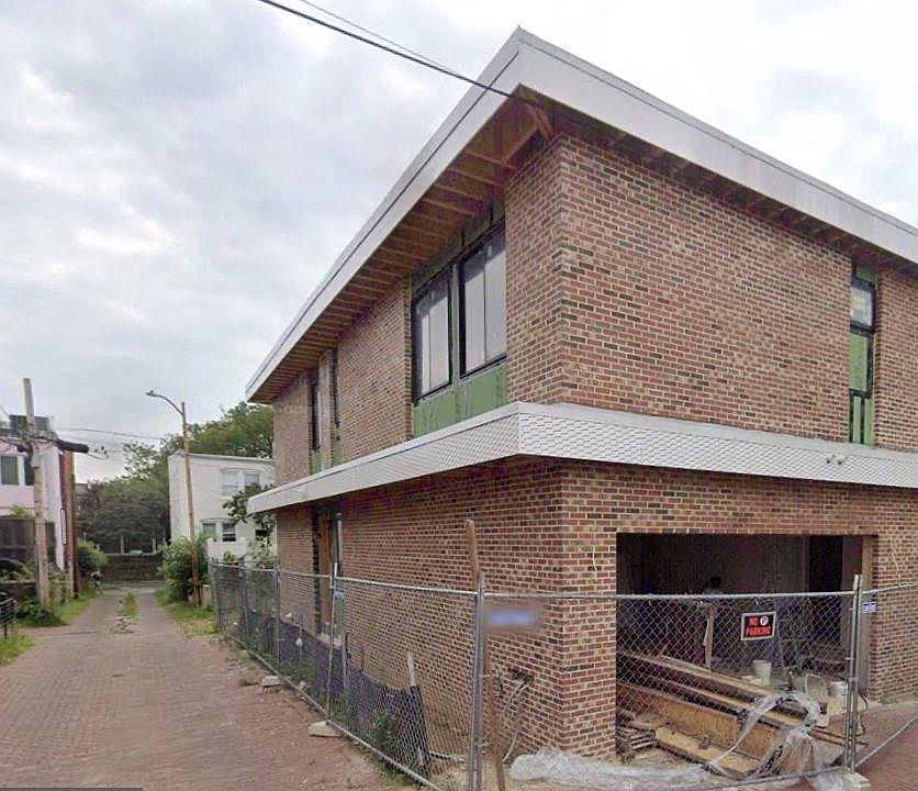 2nd image of 1661 Ebenezer Ct SE