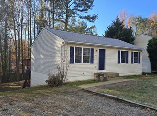 11919 Hunting Ridge Dr, Fredericksburg, VA 22407