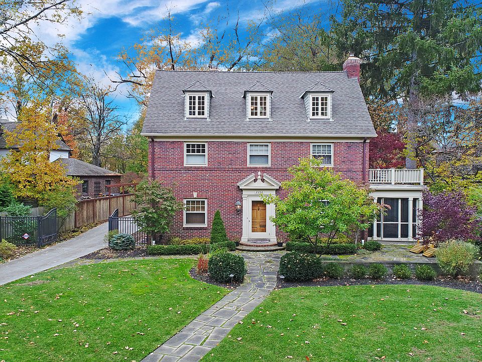 1st image of 2258 Delamere Dr