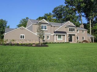 7525 Brill Rd, Cincinnati, OH 45243