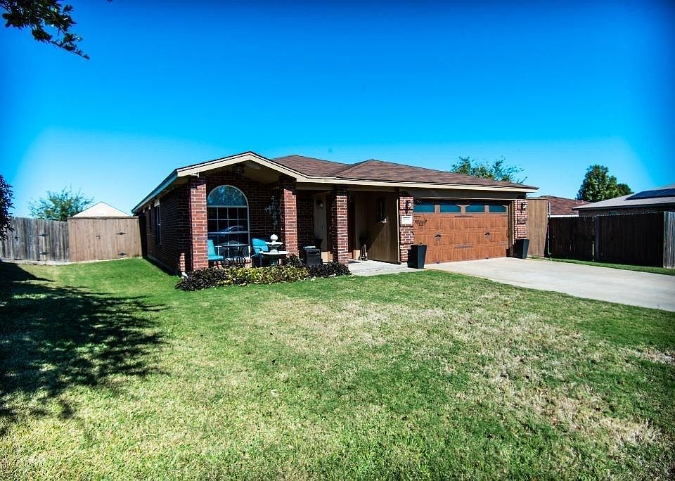 1st image of 1604 Whispering Cove Trl