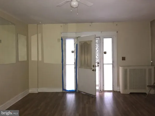6724 N Woodstock St, Philadelphia, PA 19138