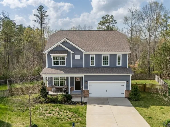 5605 Rohan Pl, Moseley, VA 23120
