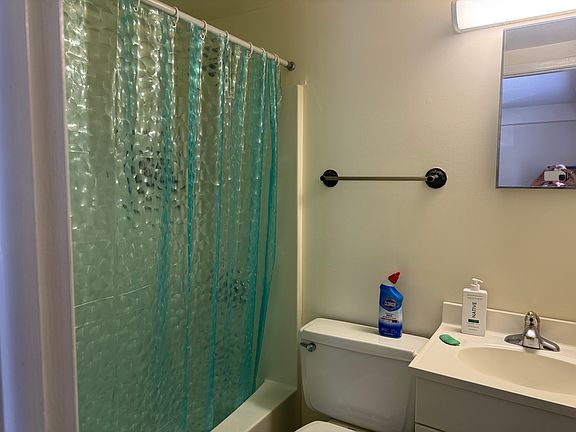 Bath w/shower