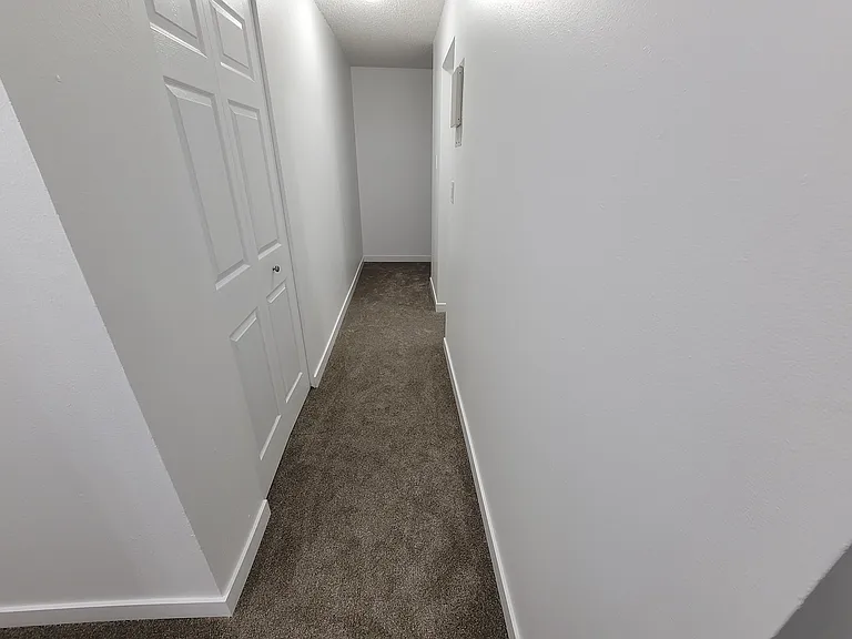 274 W 2nd St #207 — Photo 25