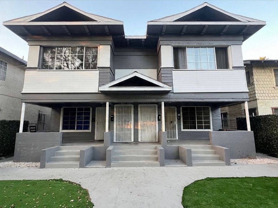 1st image of 827 W 40th Pl