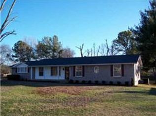 102 Castleview Dr, Hendersonville, TN 37075