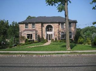 225 Smull Ave, North Caldwell, NJ 07006