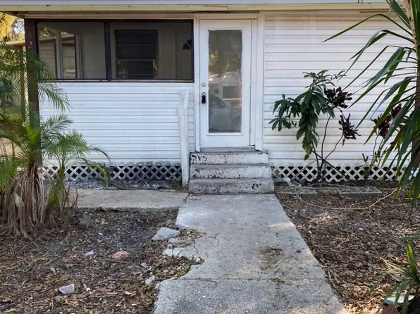 3207 E Caracas St, Tampa, FL 33610