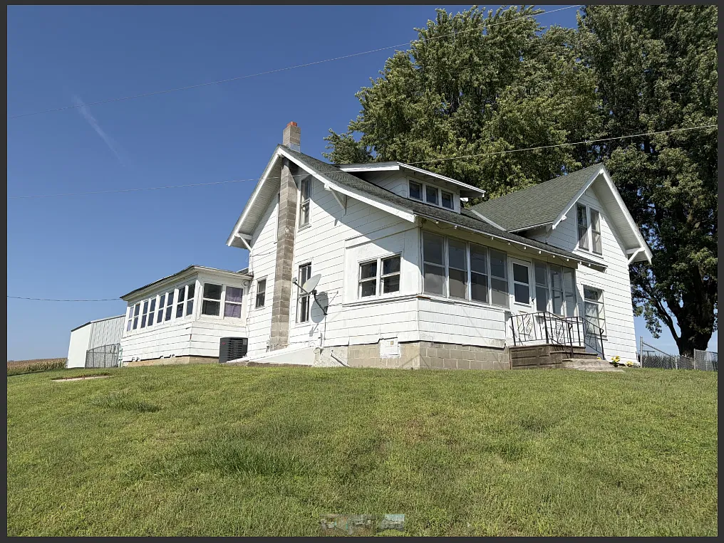 4 bed, 1679 sqft, $1,200 — Photo 1