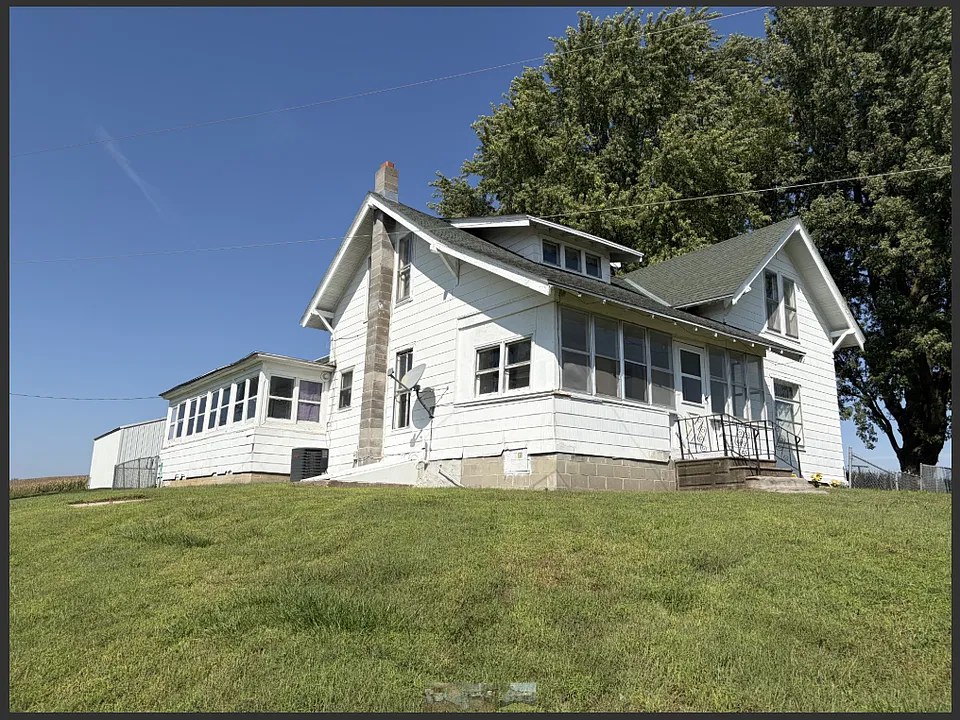 15403 US Highway 75