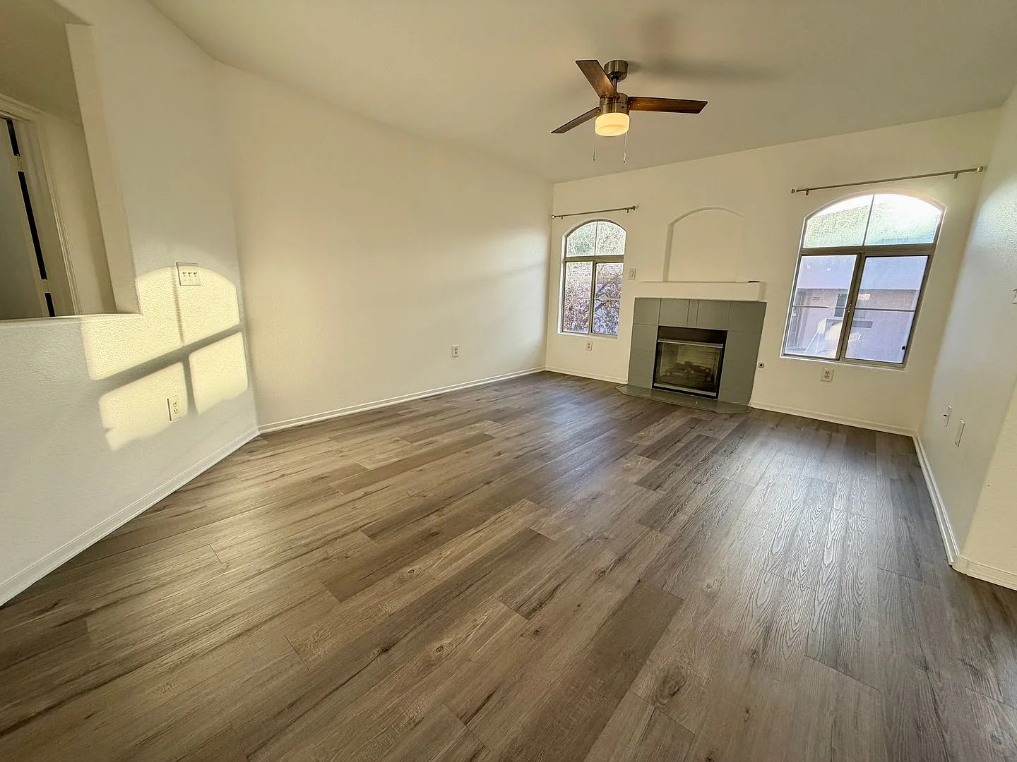 Lovely 2 bedroom condo — Photo 4