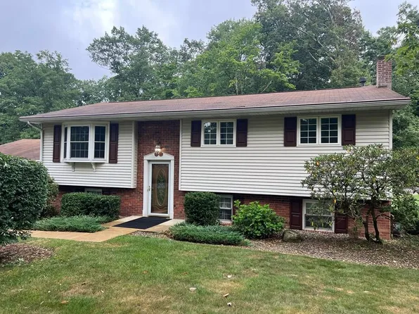 1666 Sylvan Rd, Franklin, PA 16323