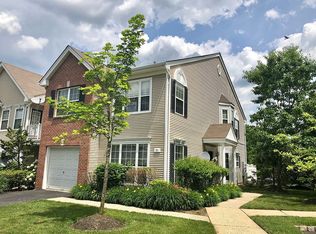 91 Windsong Cir, East Brunswick, NJ 08816