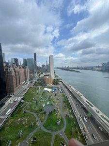 415 E 37th St APT 32H, New York, NY, 10016