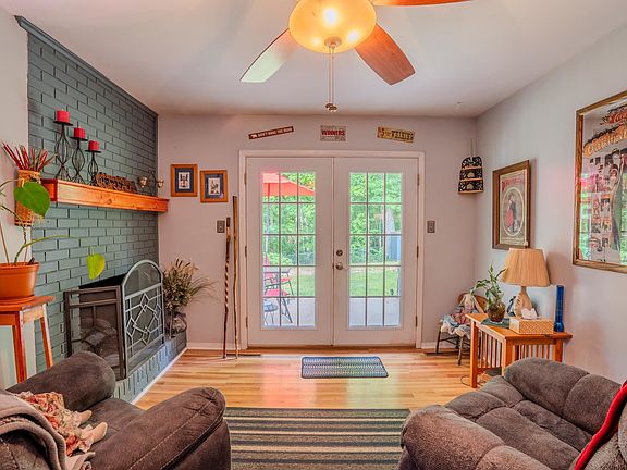 5th image of 119 Hillcrest Ct