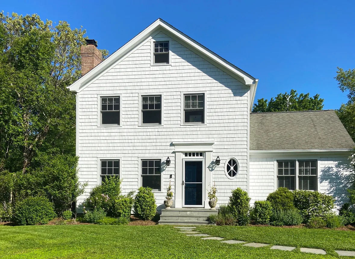 Charming in Bridgehampton — Photo 1