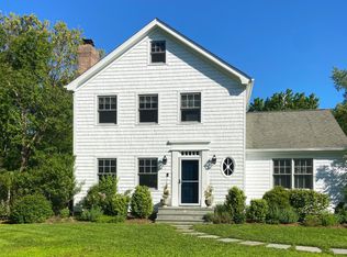 251 Meadows W, Bridgehampton, NY 11932