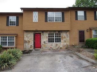 1205 Crest Brook Dr, Knoxville, TN 37923